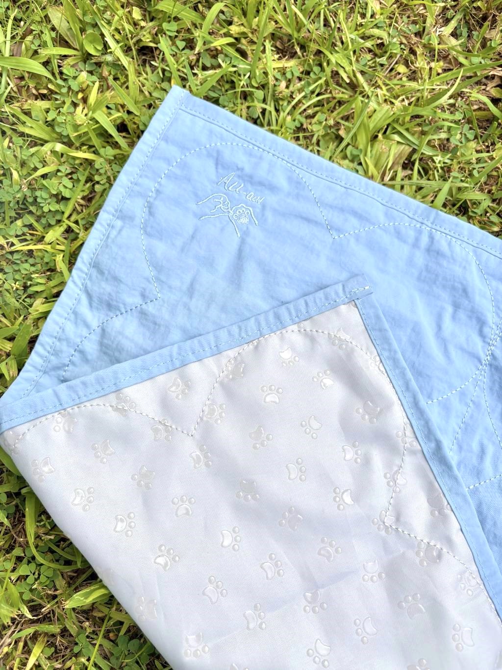 Four Leaf Heaven Travel Mat (Small)